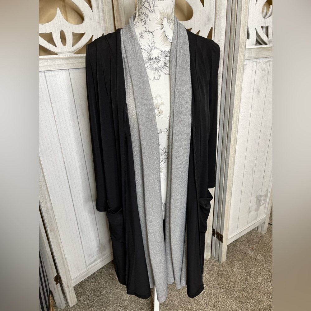 IC by Connie K Flowing Black Gray Artsy Lagenlook Jacket Sweater Top Small USA